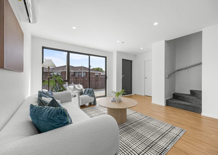  at 9B Tangelo Place, Bucklands Beach, Manukau City, Auckland