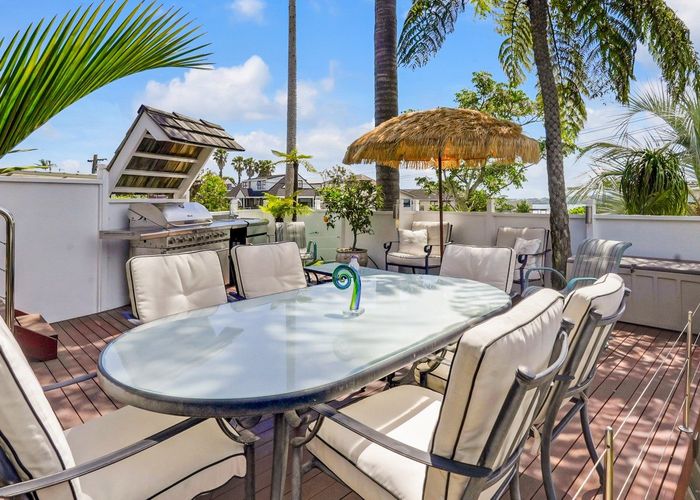  at 10 Takutai Avenue, Bucklands Beach, Manukau City, Auckland