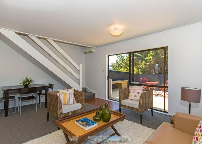  at 6B Mossburn Grove, Kelson, Lower Hutt, Wellington