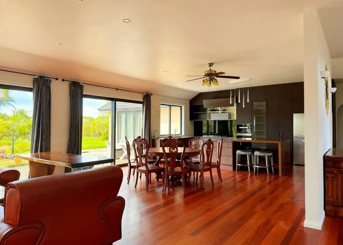  at 10 Whiteways Drive, Albany