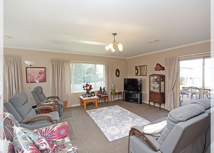  at 8 Teppett Place, Foxton Beach, Horowhenua, Manawatu / Whanganui