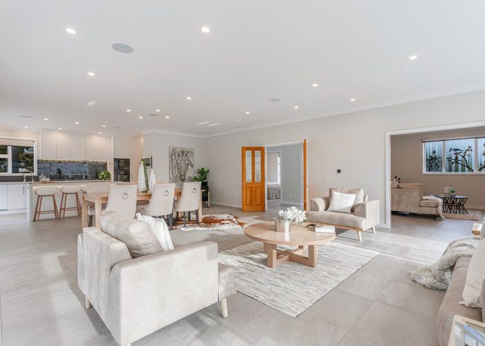 at 4 Parlane Drive, Huapai, Kumeu