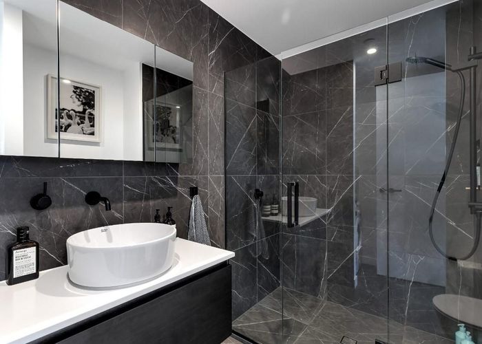  at 303/2 Miller Street, Point Chevalier, Auckland City, Auckland