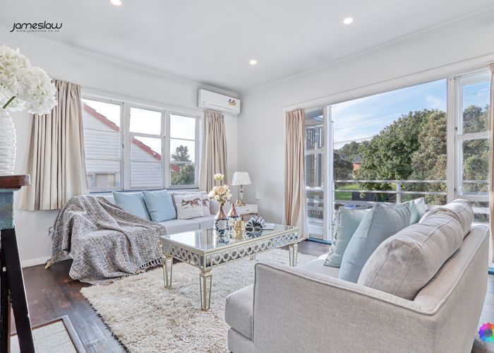  at 8 McCullough Avenue, Mount Roskill, Auckland