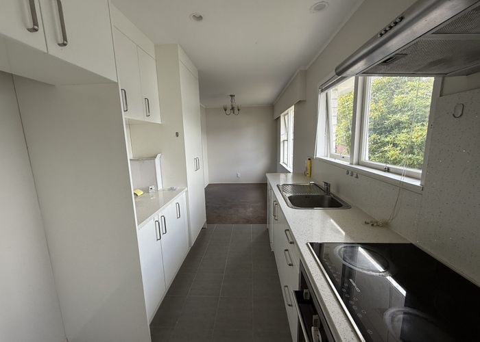  at Meadway, Sunnyhills, Manukau City, Auckland
