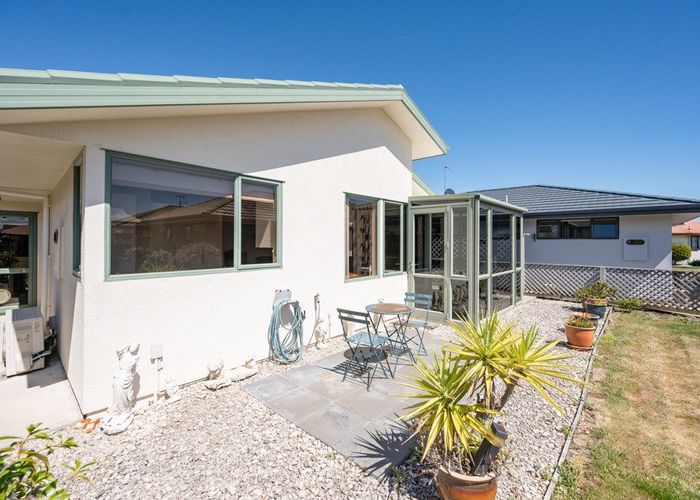  at 21 Ivy Crescent, Richmond