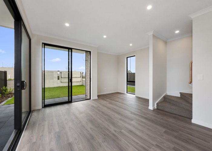  at 11 BOYACK DRIVE, Temple View, Hamilto