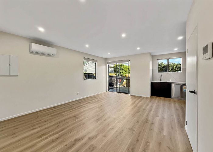  at 31 Parr Road South, Point Chevalier, Auckland City, Auckland