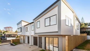  at 14B Coromandel Crescent, Mairangi Bay, Auckland