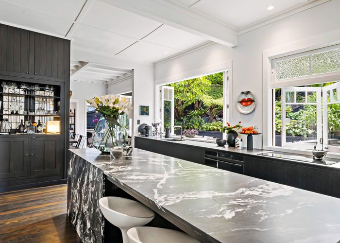  at 20 Seabreeze Road, Narrow Neck, North Shore City, Auckland
