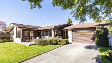  at 6 Matthews Place, Taradale, Napier