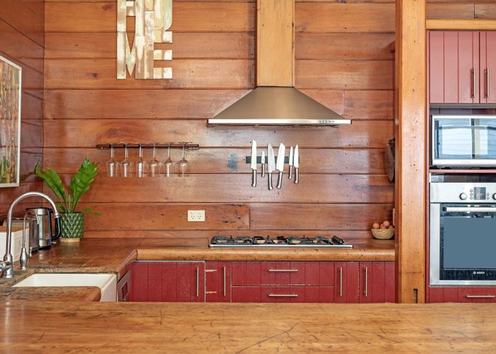  at 2269 State Highway 2, Te Hauke, Te Hauke