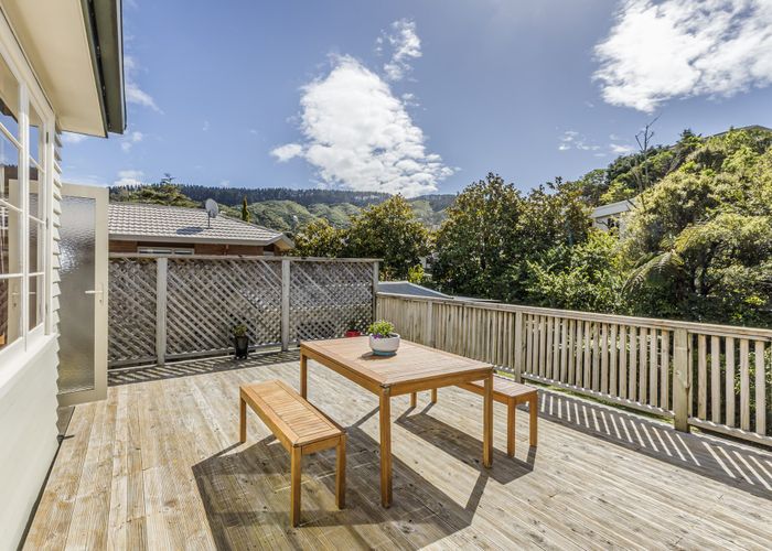  at 8 Lyndhurst Road, Tawa, Wellington, Wellington