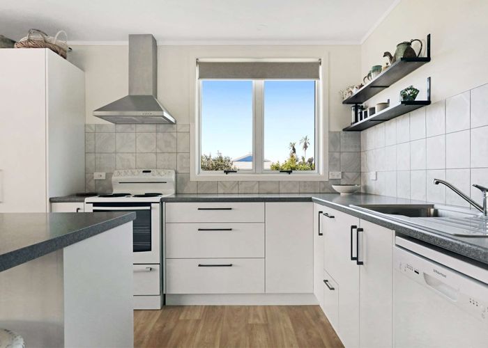  at 41 Roretana Drive, Athenree, Western Bay Of Plenty, Bay Of Plenty