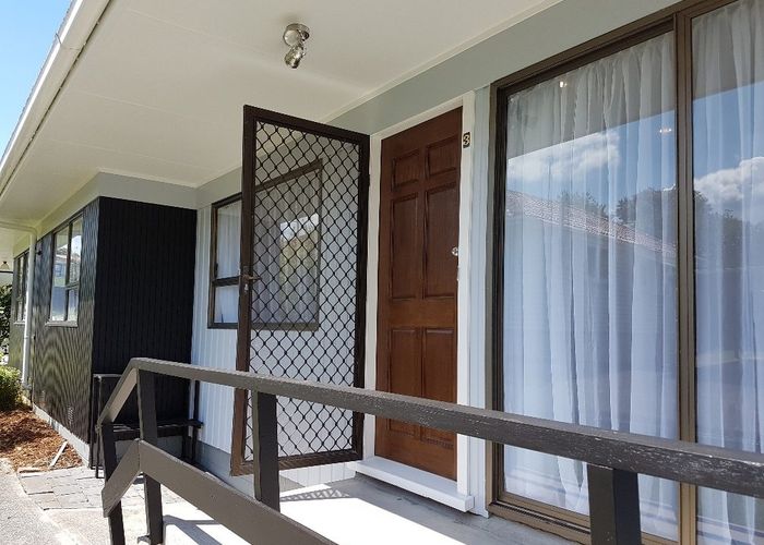  at 3/81 White Swan Road, Mount Roskill, Auckland City, Auckland