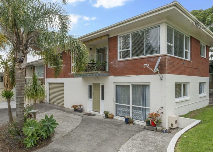  at 1/105 Landscape Road, Mount Eden, Auckland
