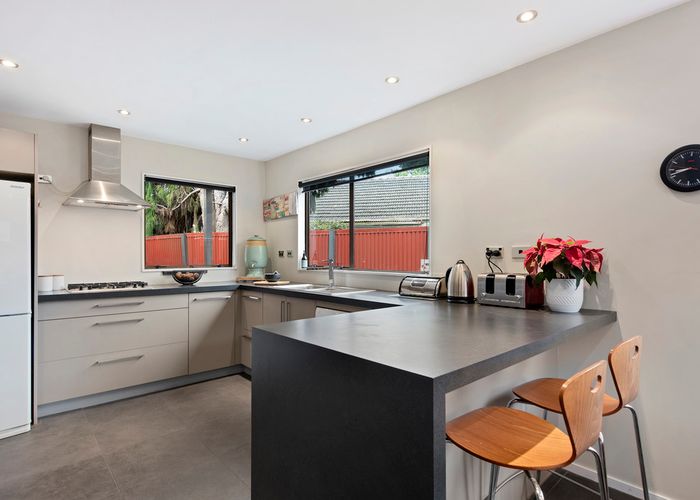  at 2A Burke Grove, Naenae, Lower Hutt