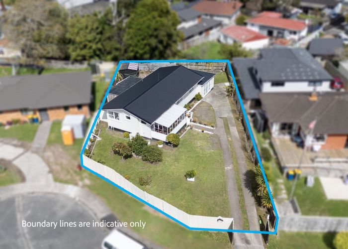  at 12 Ashbourne Place, Glendene, Waitakere City, Auckland