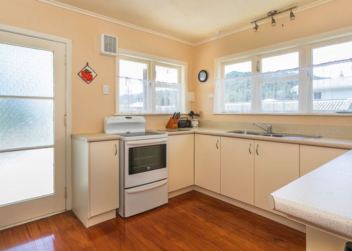  at 18 Tatahi Street, Te Puru, Thames-Coromandel, Waikato