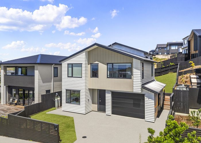  at 15 Tupa Street, Long Bay, North Shore City, Auckland