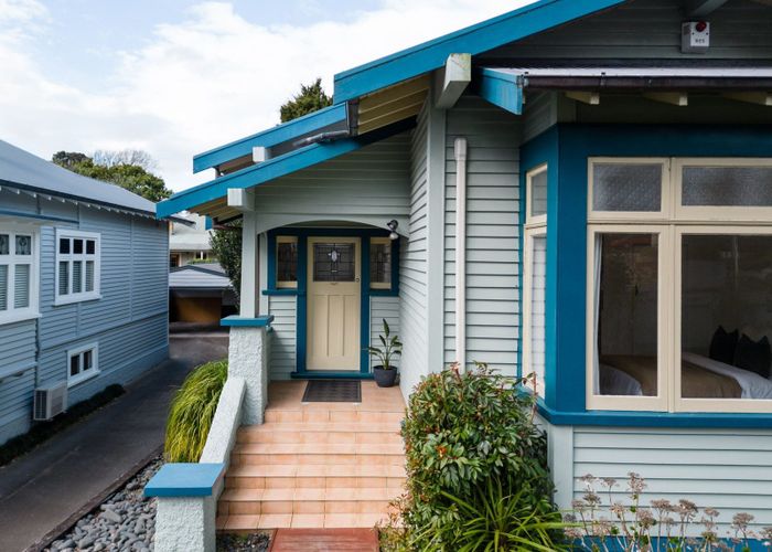  at 218 River Road, Claudelands, Hamilton