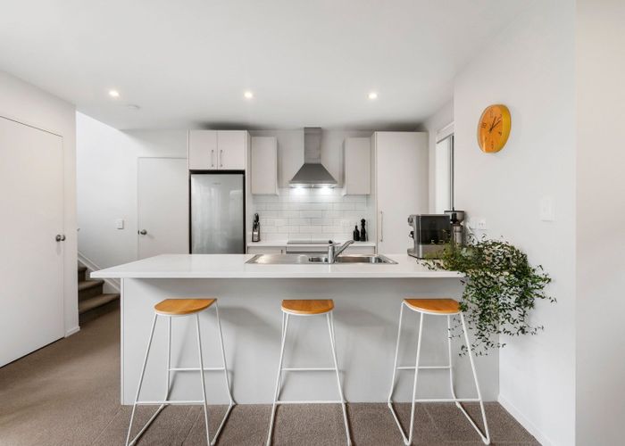  at 6A Kotahi Road, Mount Wellington, Auckland City, Auckland