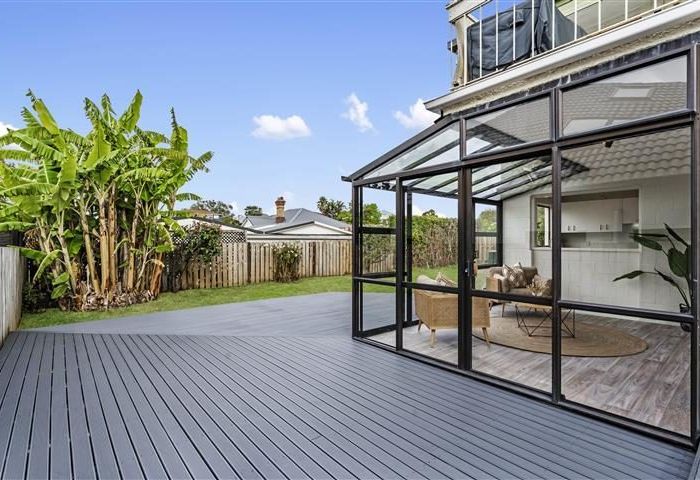  at 4/18 Armadale Road, Remuera, Auckland