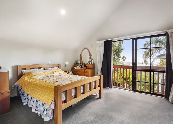  at 5E Spencer Road, Oteha, North Shore City, Auckland