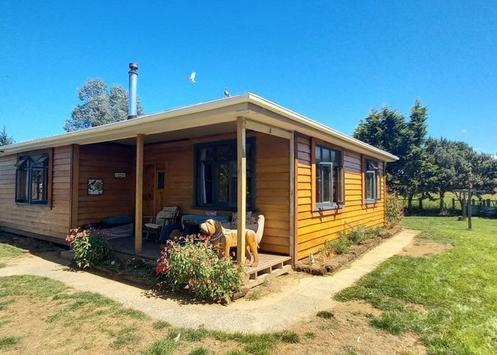  at 17 Settlement Road, Papatotara, Tuatapere