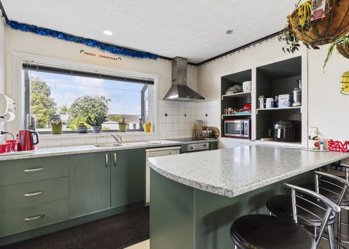  at 5 Mail Avenue, Weymouth, Manukau City, Auckland