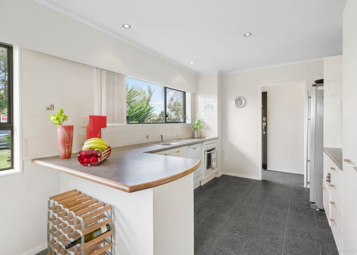  at 110 Racecourse Road, Waiuku, Waiuku