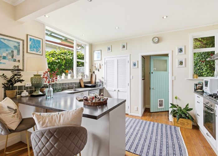  at 13 Hungerford Road, Lyall Bay, Wellington, Wellington