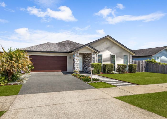  at 17 Larmer Drive, Kumeu, Rodney, Auckland