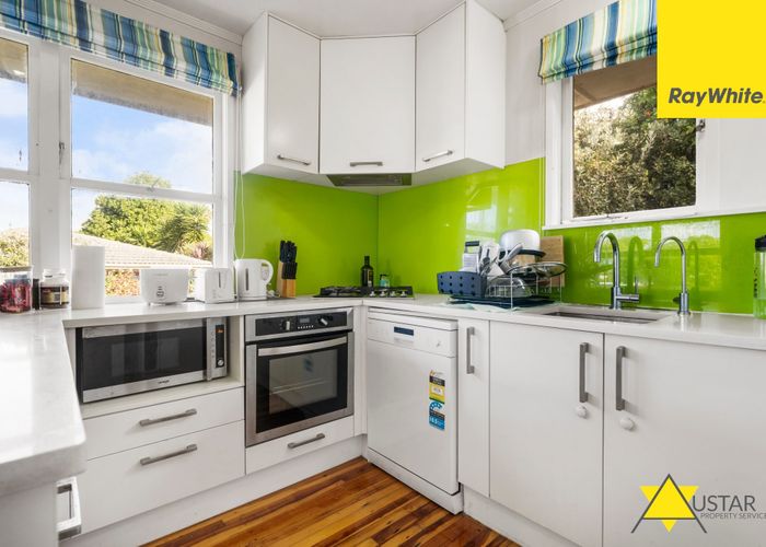  at 4/35 Owairaka Avenue, Mount Albert, Auckland City, Auckland