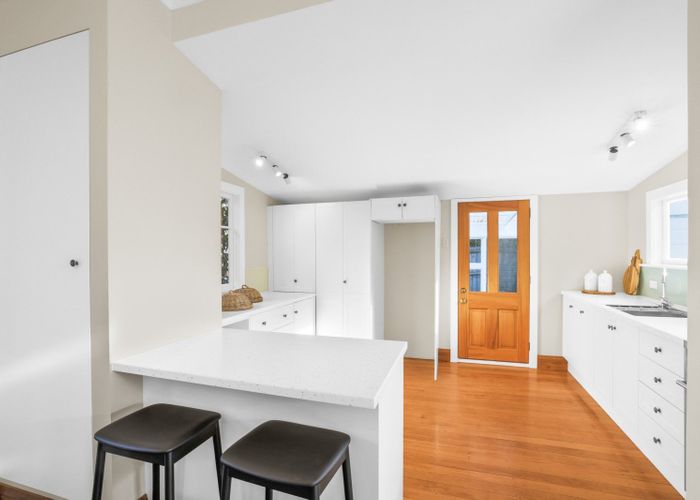  at 86 Bowenvale Avenue, Cashmere, Christchurch