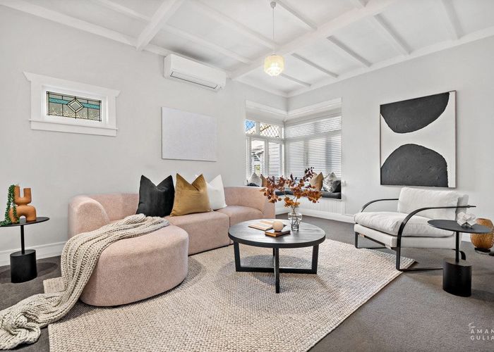  at 8 Chatham Avenue, Mount Albert, Auckland City, Auckland