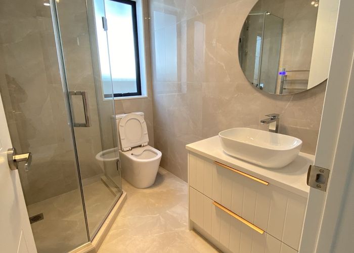  at 4 Tipu Road, Flat Bush, Auckland