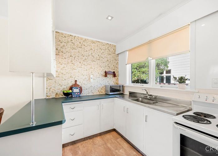  at 8/238 Muritai Road, Eastbourne, Lower Hutt