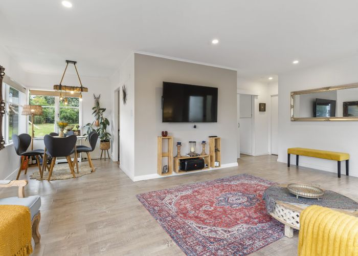  at 17 Howard Hunter Avenue, Saint Johns, Auckland City, Auckland