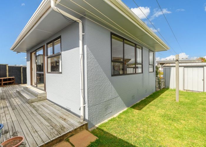  at 5A Glenn Terrace, Otumoetai, Tauranga
