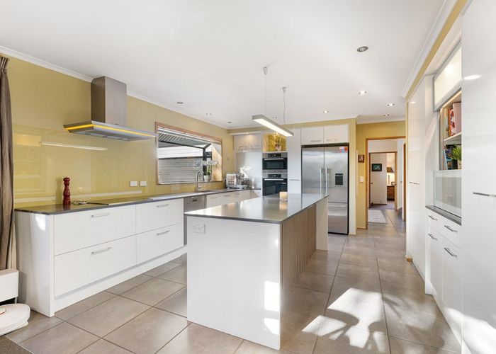  at 5B Regency Crescent, Redwood, Christchurch City, Canterbury
