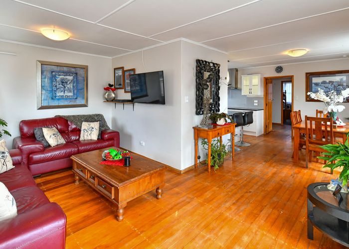  at 1187 East Coast Road, Pokeno