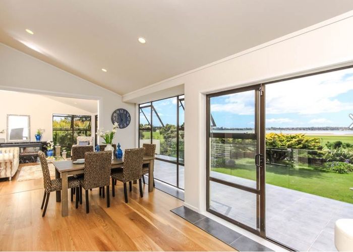  at 24 Roberta Avenue, Glendowie, Auckland