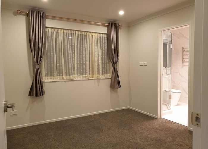  at 7A Marco Place, Highland Park, Manukau City, Auckland
