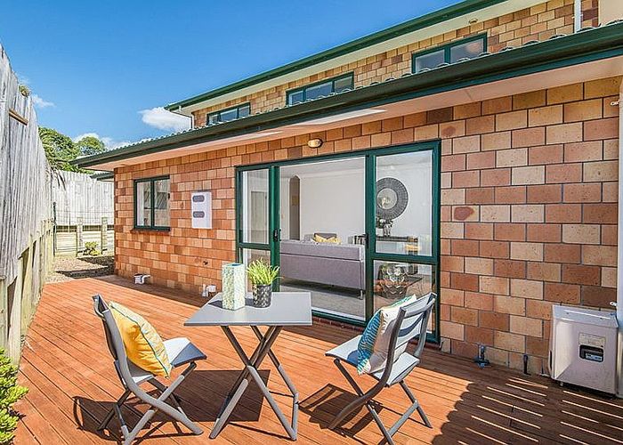 at 17a Ballymore Drive, Pinehill, North Shore City, Auckland