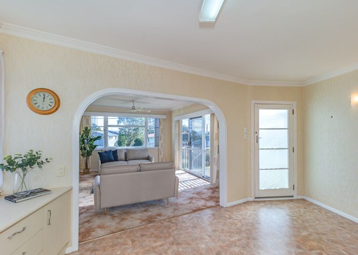  at 196 Cambridge Street, Levin, Levin