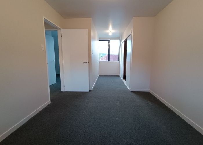  at 2/990 High Street, Avalon, Lower Hutt, Wellington