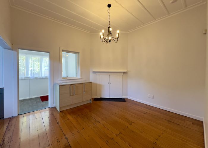  at 3 Calgary Street, Sandringham, Auckland
