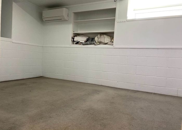  at Upstairs/70 Angelo Avenue, Howick, Manukau City, Auckland