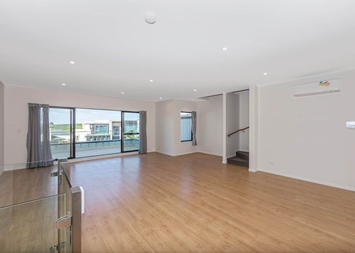  at 72B Headland Drive, Long Bay, North Shore City, Auckland